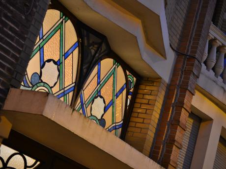 art deco element