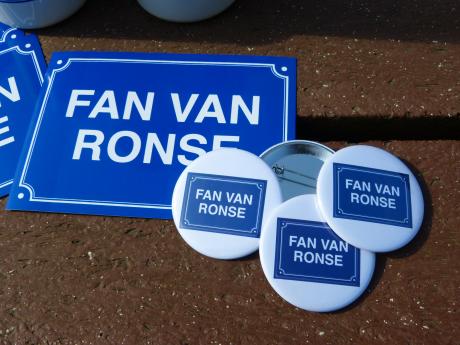 button Fan van Ronse